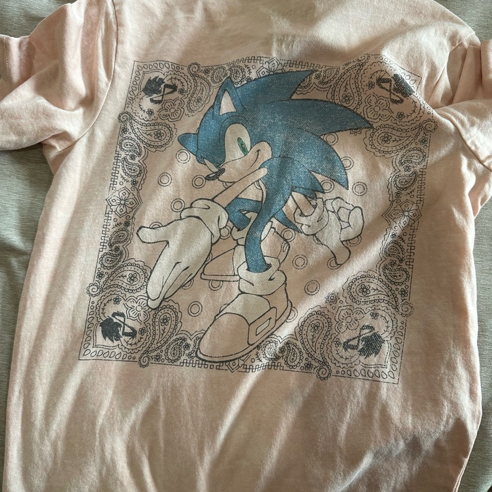 Sonic the Hedgehog Graphic Tee